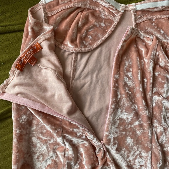 Pink bodysuit - Picture 4 of 4